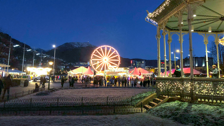Bergen Norge - Bergen Julemarked i Bergen sentrum, dette bildet er fra markedet i 2019.